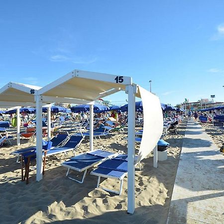 Riccione Beach Hotel - Enjoy Your Summer -Beach Village Incluso Eksteriør bilde