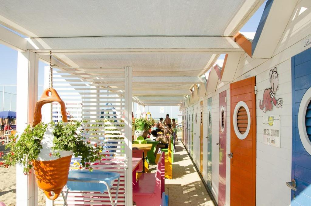 Riccione Beach Hotel - Enjoy Your Summer -Beach Village Incluso Eksteriør bilde