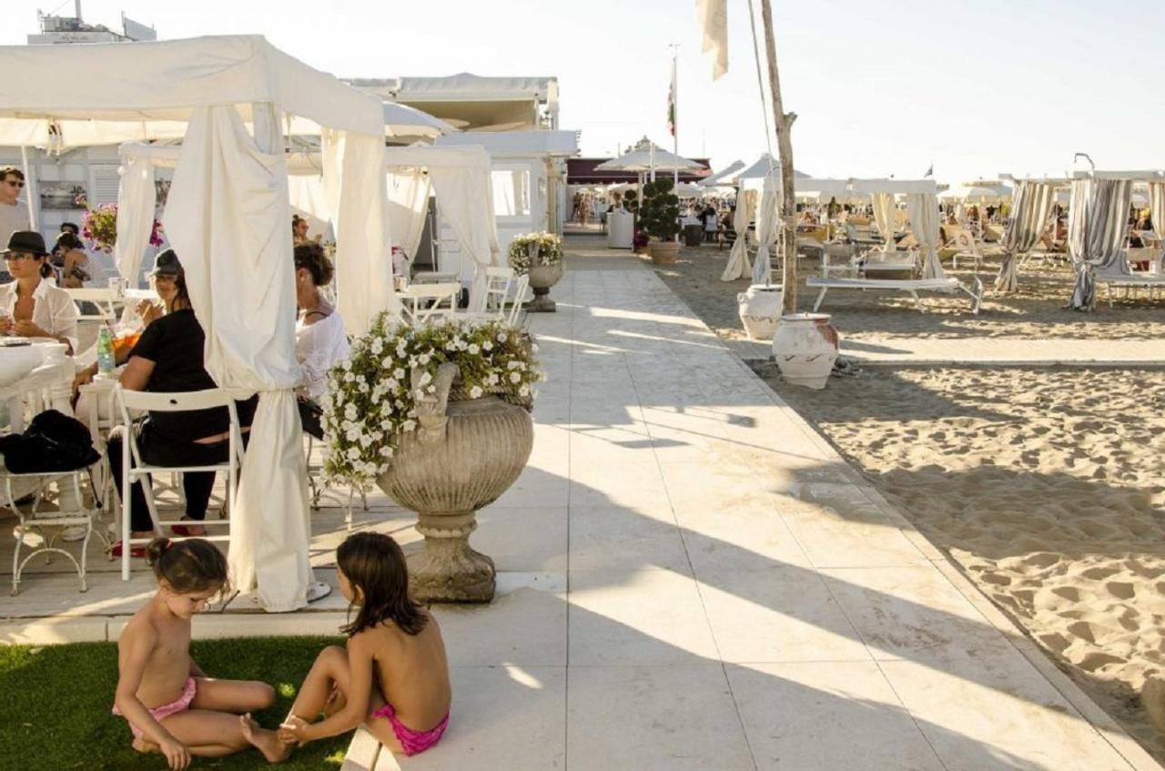 Riccione Beach Hotel - Enjoy Your Summer -Beach Village Incluso Eksteriør bilde